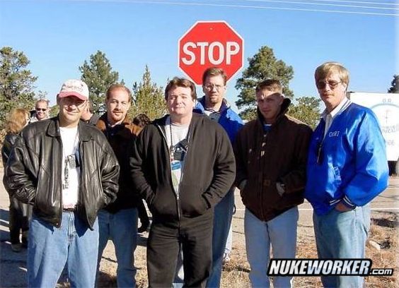 Ephram, Tim Lawson, Todd Parker, ??, Robbie, and Eric Shoemaker
Keywords: Los Alamos National Laboratory (LANL)