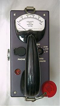 RCA_WF-11A_Geiger_Counter.jpg