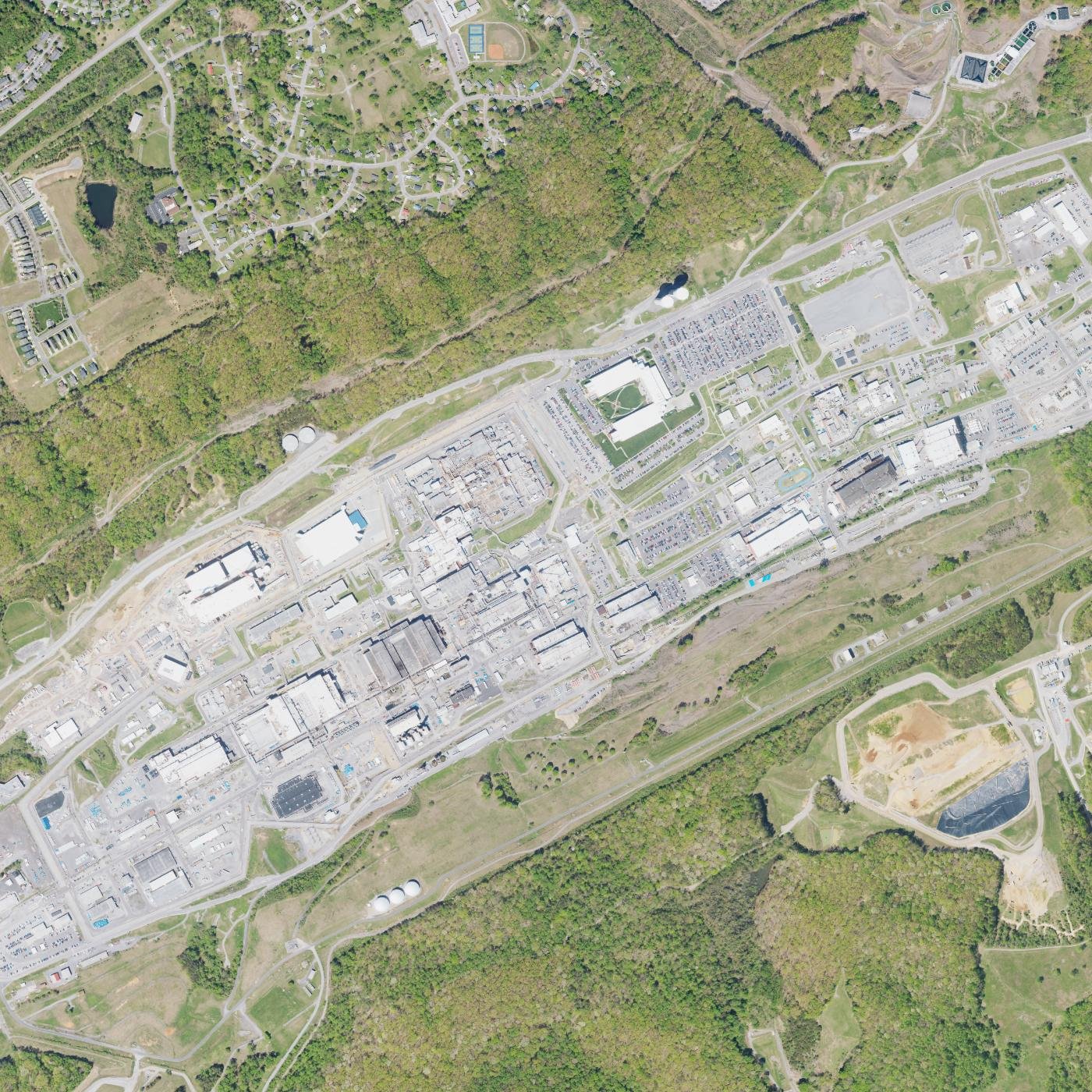 Oak Ridge Y-12 National Security Complex (aerial imagery)
Keywords: Oak Ridge Y-12 National Security Complex; aerial; NAIP