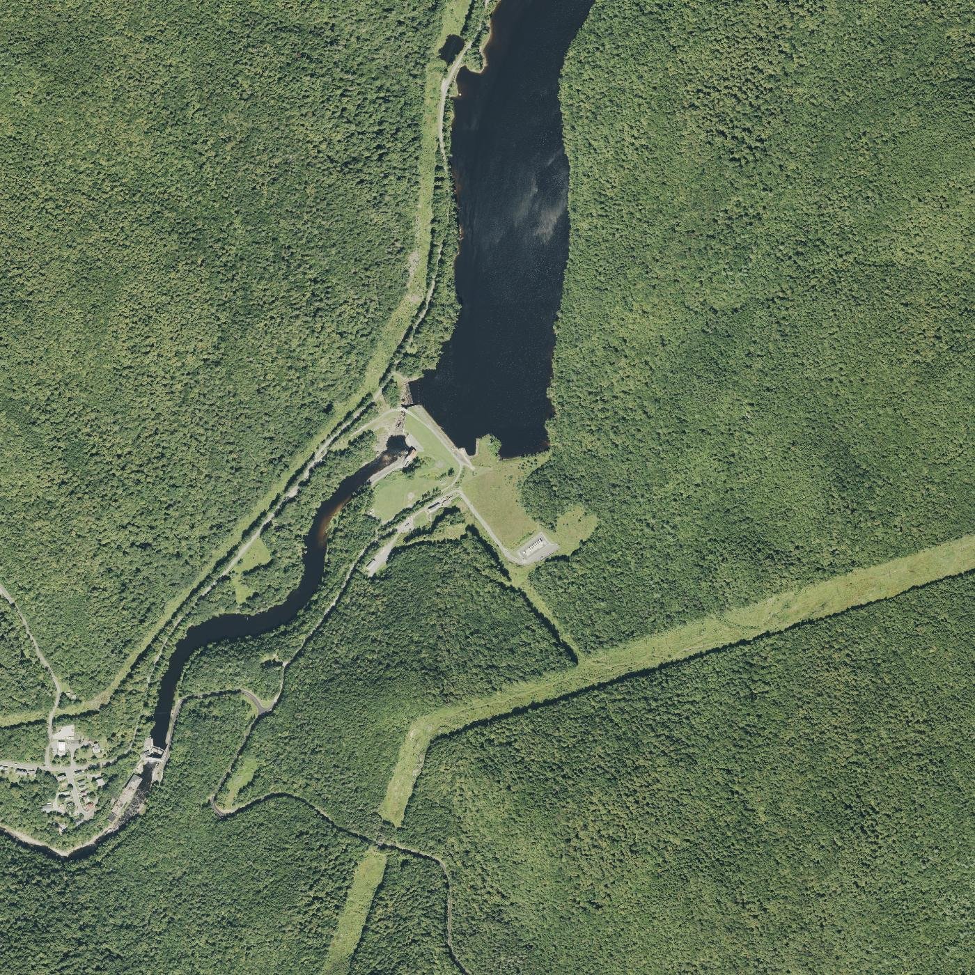 Yankee Rowe (aerial imagery)
Keywords: Yankee Rowe; aerial; NAIP
