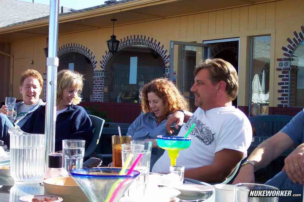 Farewell Lunch
Bob, Mark,  Lori and Tim
Keywords: Trojan Nuclear Power Plant (decommissioned)