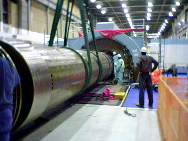 U-3 rotor installation
Generator rotor being reinstalled in Dresden 3 after repair.
