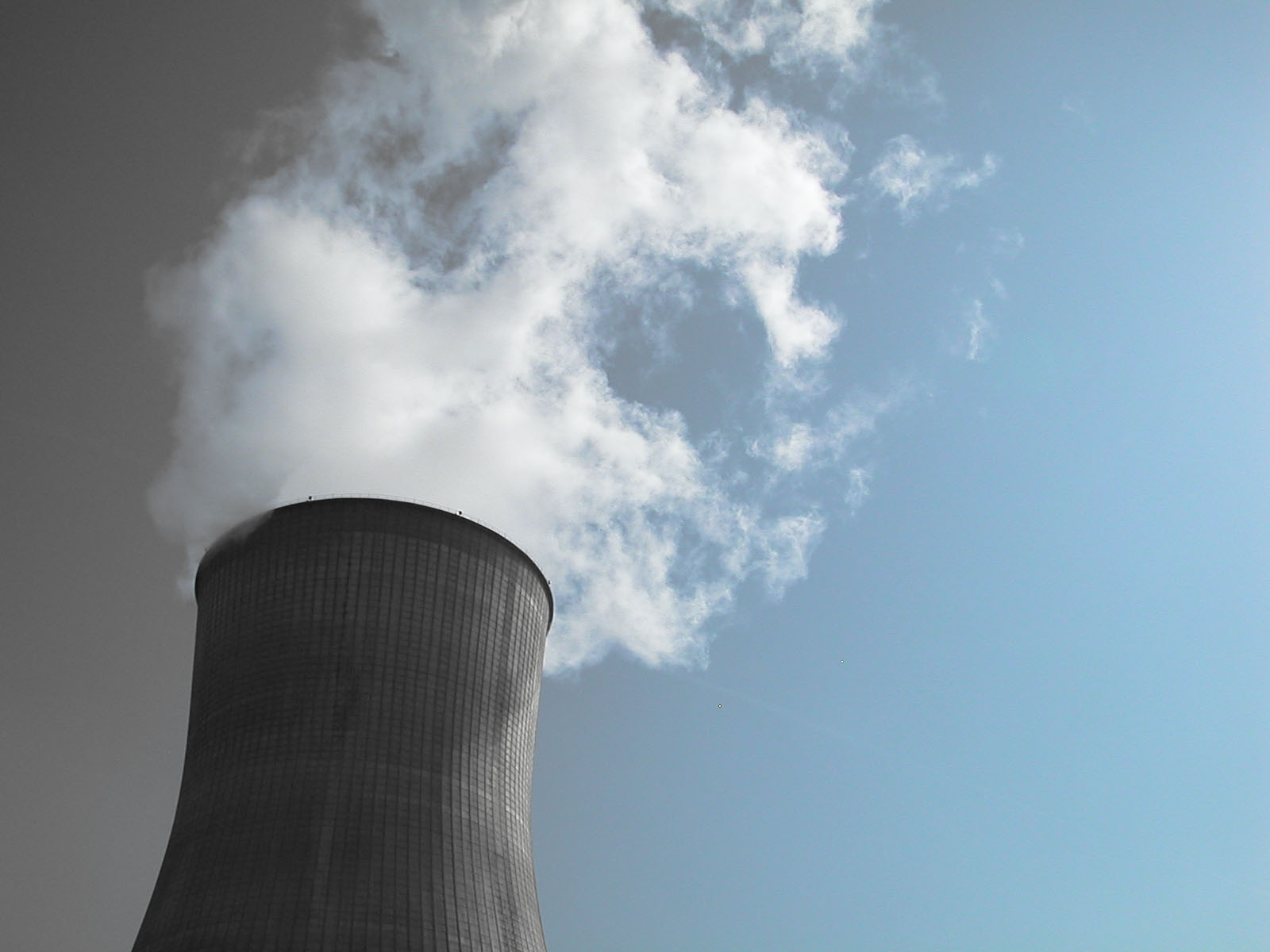 Cooling tower at Callaway Nuclear Plant.
Keywords: Callaway Nuclear Power Plant