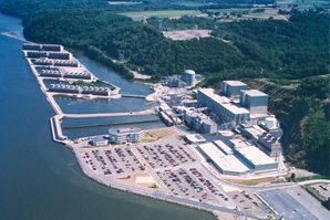 Peach Bottom Nuclear Power Plant
Peach Bottom-1 was a 40-MW helium-cooled reactor in operation from 1967-1974.
Keywords: Peach Bottom Nuclear Power Plant