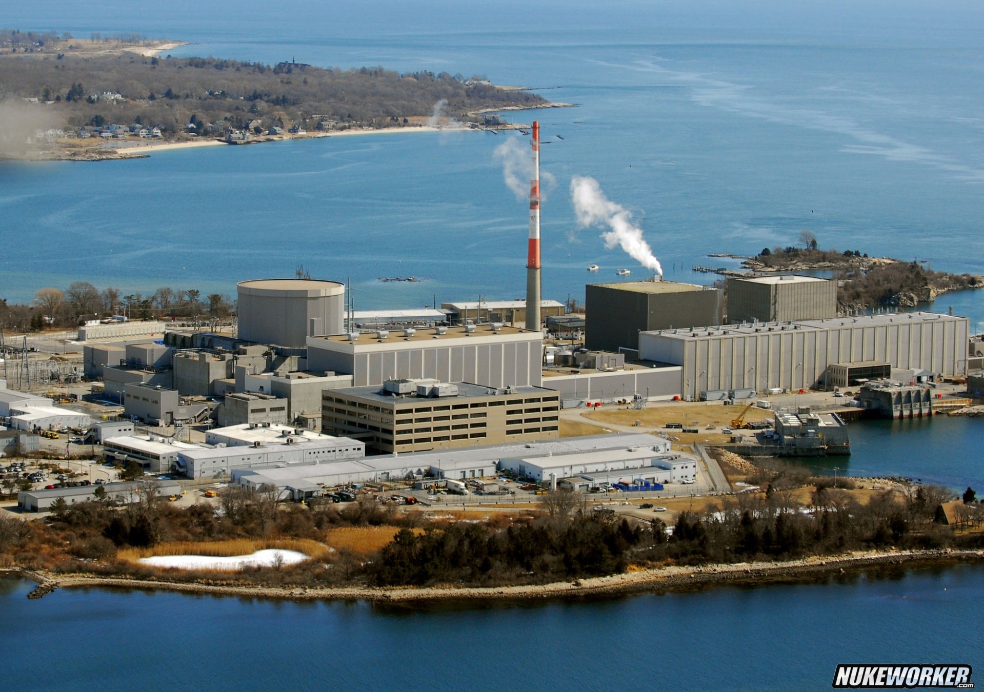 Millstone 2 and 3
The Millstone Power Station in Waterford, through which the state directs utilities to purchase power under an agreement separate from the markets overseen by ISO New England. Gov. Ned Lamont's administration is asking the Connecticut General Assembly to give it approval to seek out more of those kinds of contracts in an effort to improve electricity prices and reliability in Connecticut and the region. (File photo by Morgan Kaolian AEROPIX)
Keywords: Millstone Waterford Conn. Connecticut