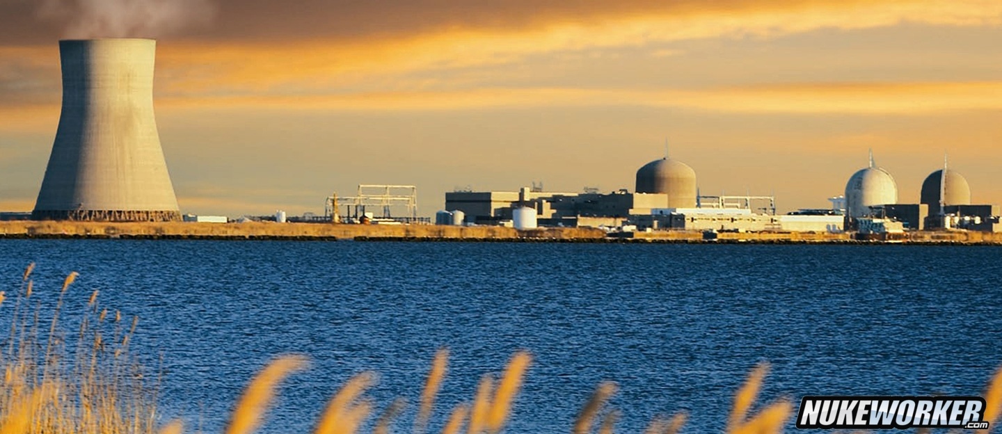 Salem Generating Station
Salem Generating Station in Lower Alloways Creek Township, New Jersey, is a two-unit plant about 18 miles south of Wilmington, Delaware. Constellation owns 43 percent of Salem (995 MW), producing enough emissions-free electricity to power the equivalent of more than 700,000 homes. Salem also includes one oil-fueled peaking unit, which is run during periods of high demand. PSEG owns 57 percent of Salem.
