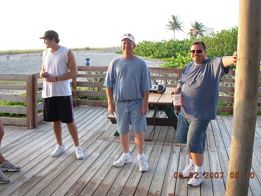 Saint Lucie Spring Outage 2007
End of Outage Beach Party
Jensen Beach
