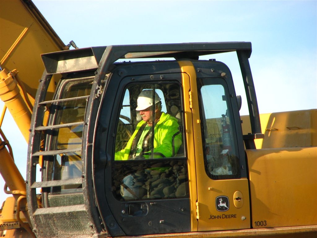 Vern, Dickson equipment operator
November, 2oo9
