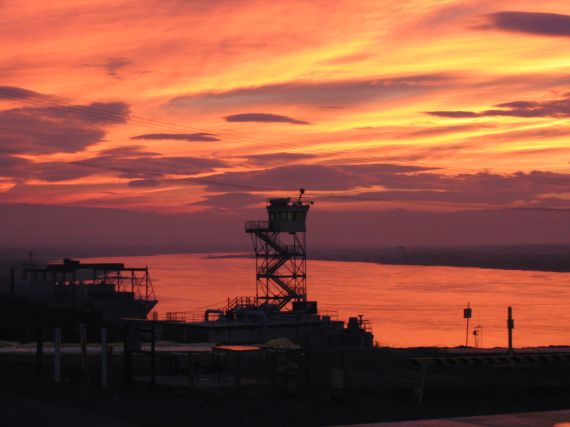 Amazing Sunset at 100N
view across the Columbia River, framing an old security tower.
