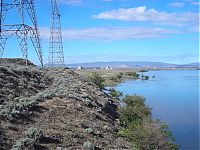 K_Reactors,_view_from_downriver_at_N.JPG