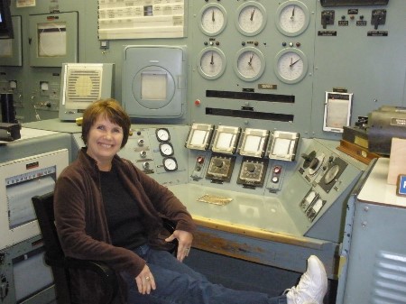 Noreen
Noreen sits at the control room's (B reactor) controls.  Tours are available periodically, more often now that the B reactor has been made a national monument.
