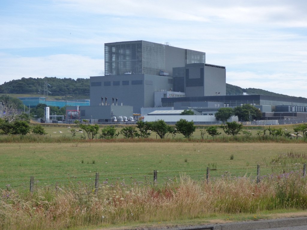 Hunterston B nuclear power station (geograph 5851877)
Keywords: Hunterston