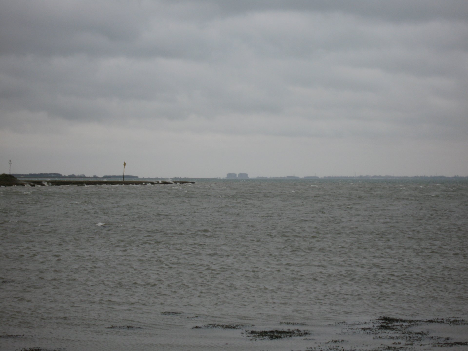 Click to view full size image
==============
Bradwell Powerstation in the Distance - panoramio
Keywords: Bradwell Bradwell Powerstation in the Distance - panoramio
Keywords: Bradwell