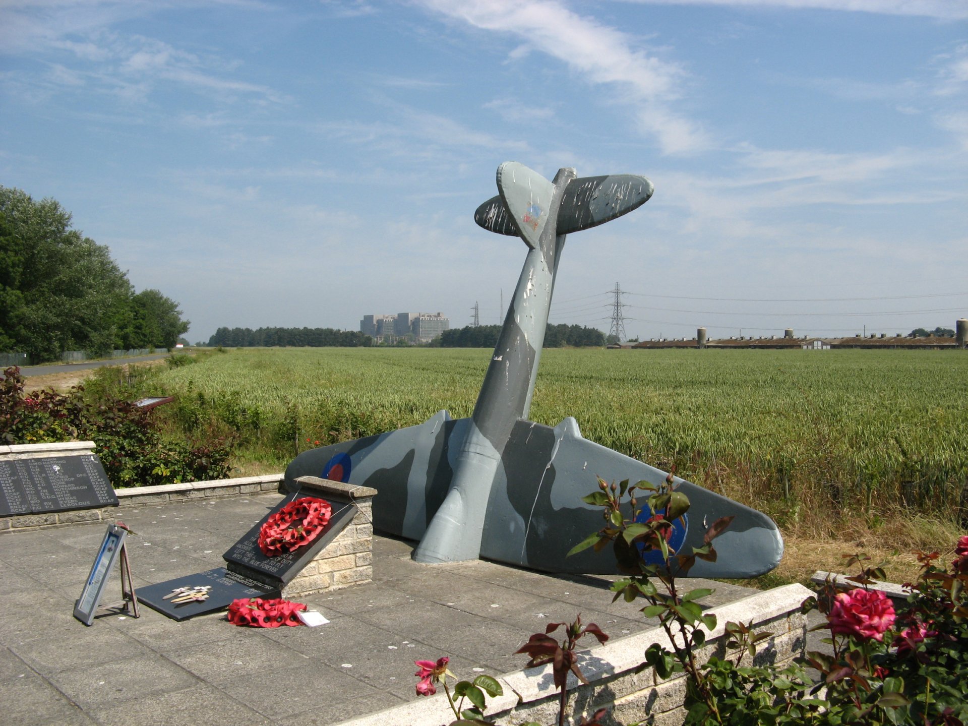 RAF Bradwell Bay, memorial, from south
Keywords: Bradwell