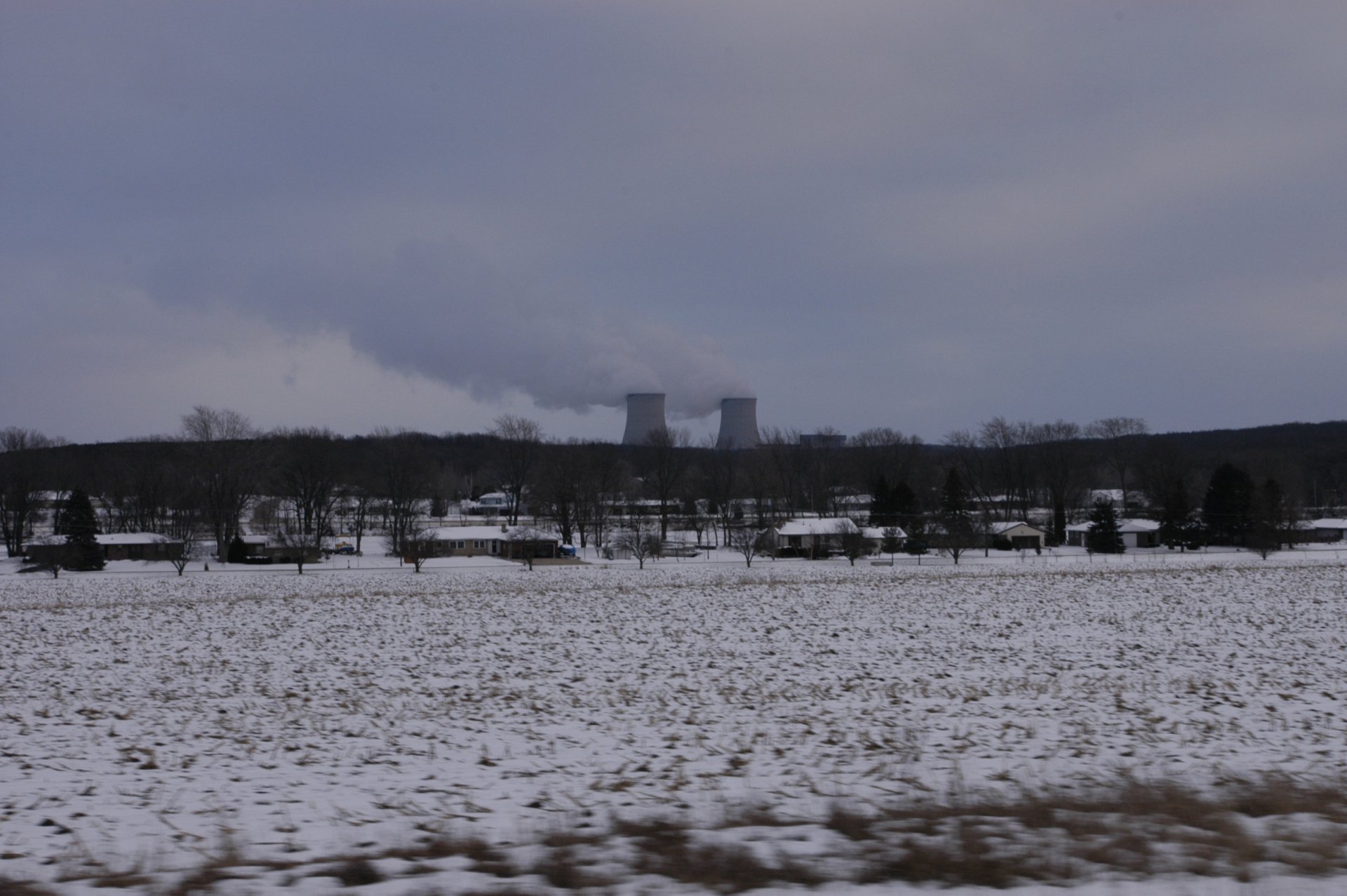 Click to view full size image
==============
Byron Generating Station Towers Byron Il
Keywords: Byron Byron Generating Station Towers Byron Il
Keywords: Byron