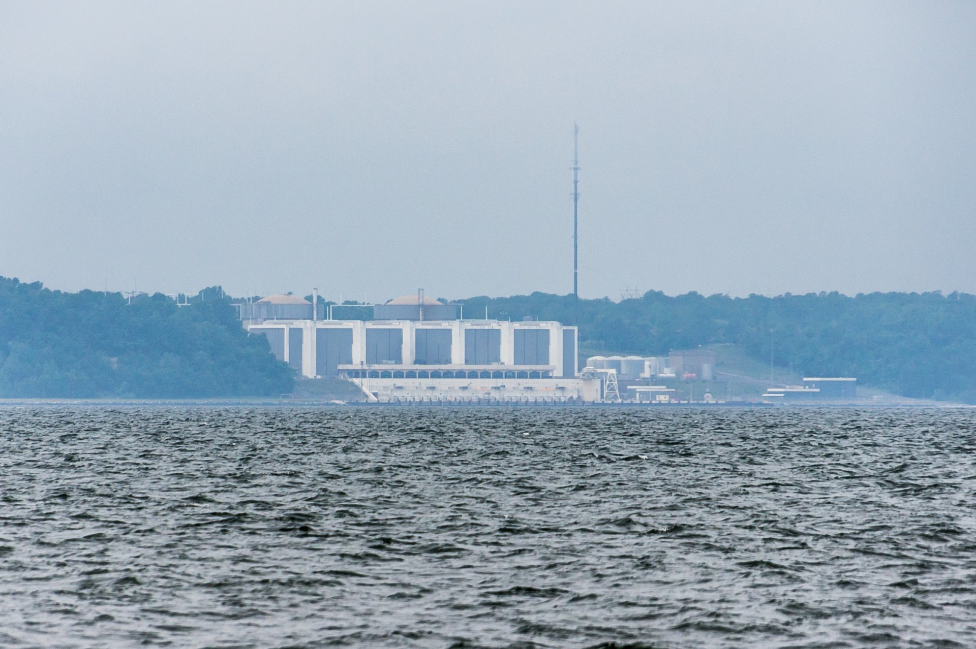 Calavert Cliffs Nuclear Power Plant (7315901862)
Keywords: Calvert Cliffs