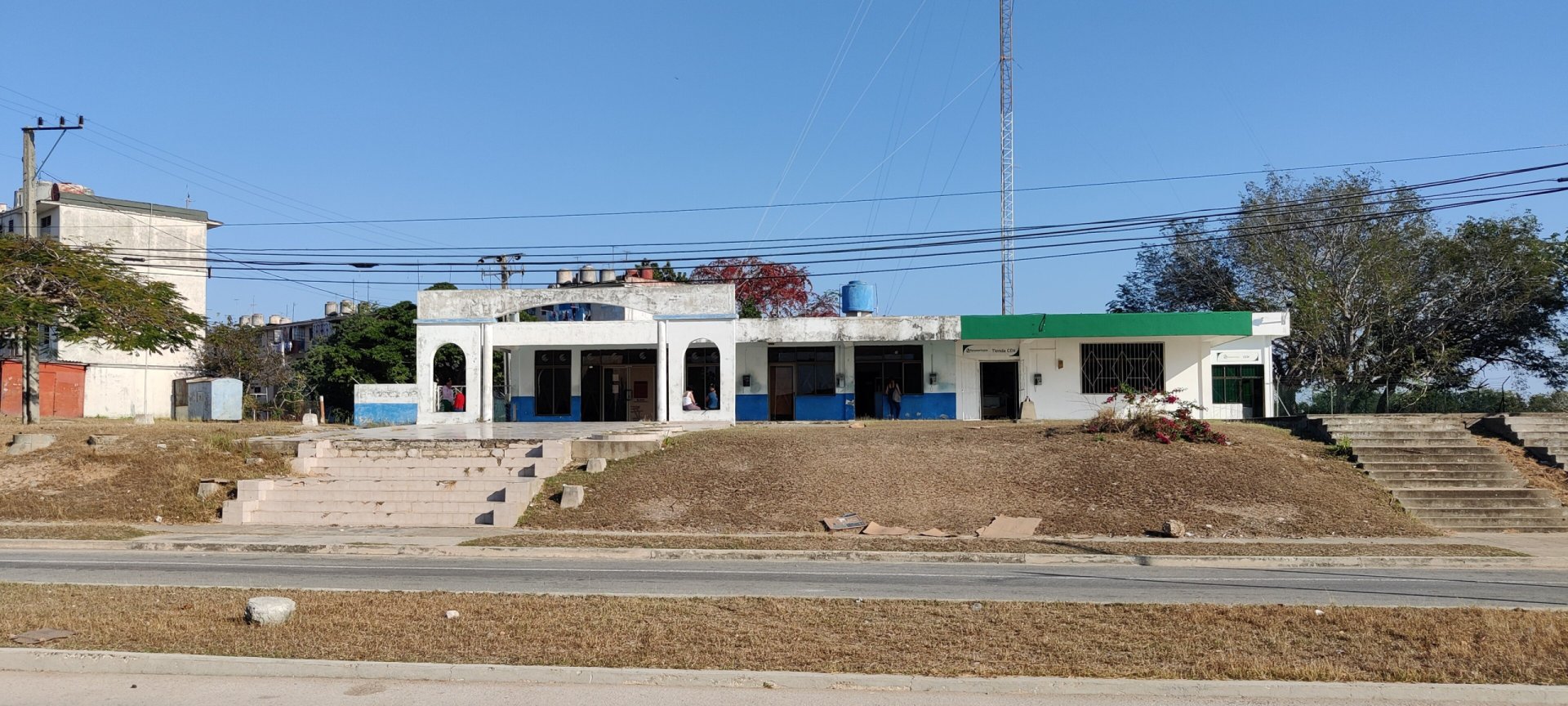 Click to view full size image
==============
Ciudad Nuclear-013
Keywords: Juragua Ciudad Nuclear-013
Keywords: Juragua