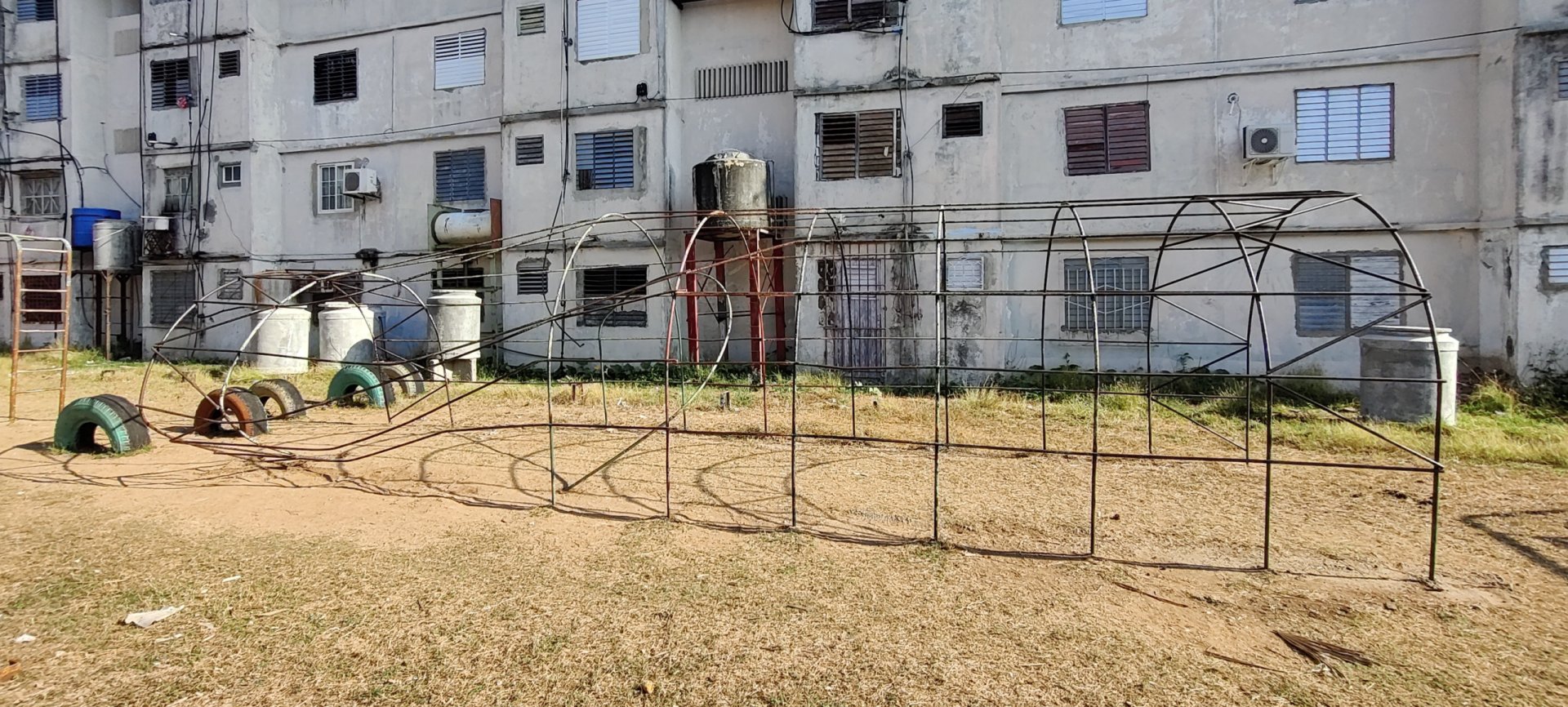Click to view full size image
==============
Ciudad Nuclear-020
Keywords: Juragua Ciudad Nuclear-020
Keywords: Juragua
