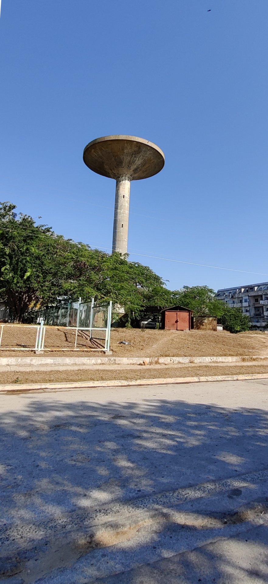 Click to view full size image
==============
Ciudad Nuclear-037
Keywords: Juragua Ciudad Nuclear-037
Keywords: Juragua