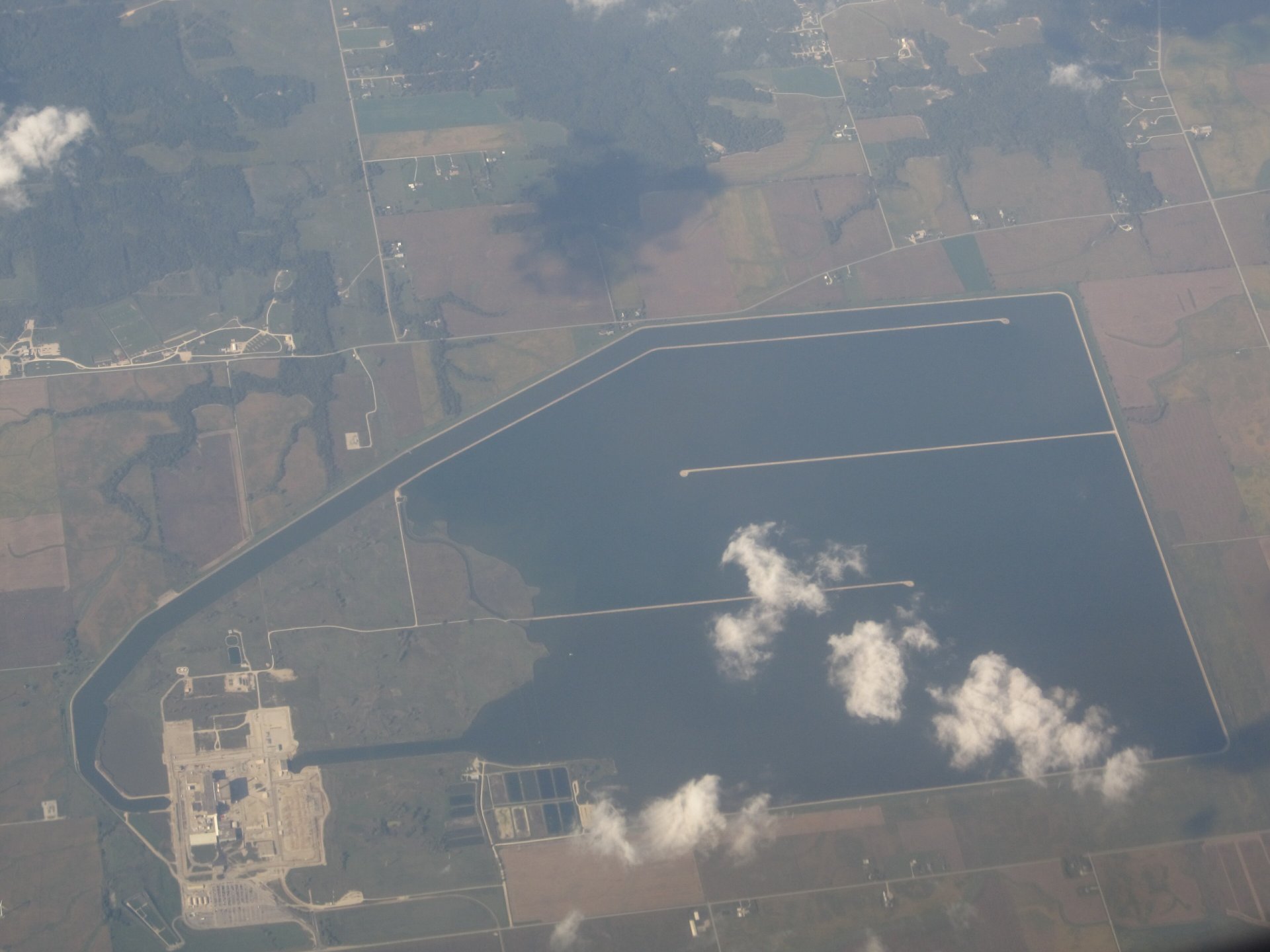 Click to view full size image
==============
LaSalle County Nuclear Generating Station, Near Ottawa, Illinois (7981646921)
Keywords: LaSalle LaSalle County Nuclear Generating Station, Near Ottawa, Illinois (7981646921)
Keywords: LaSalle