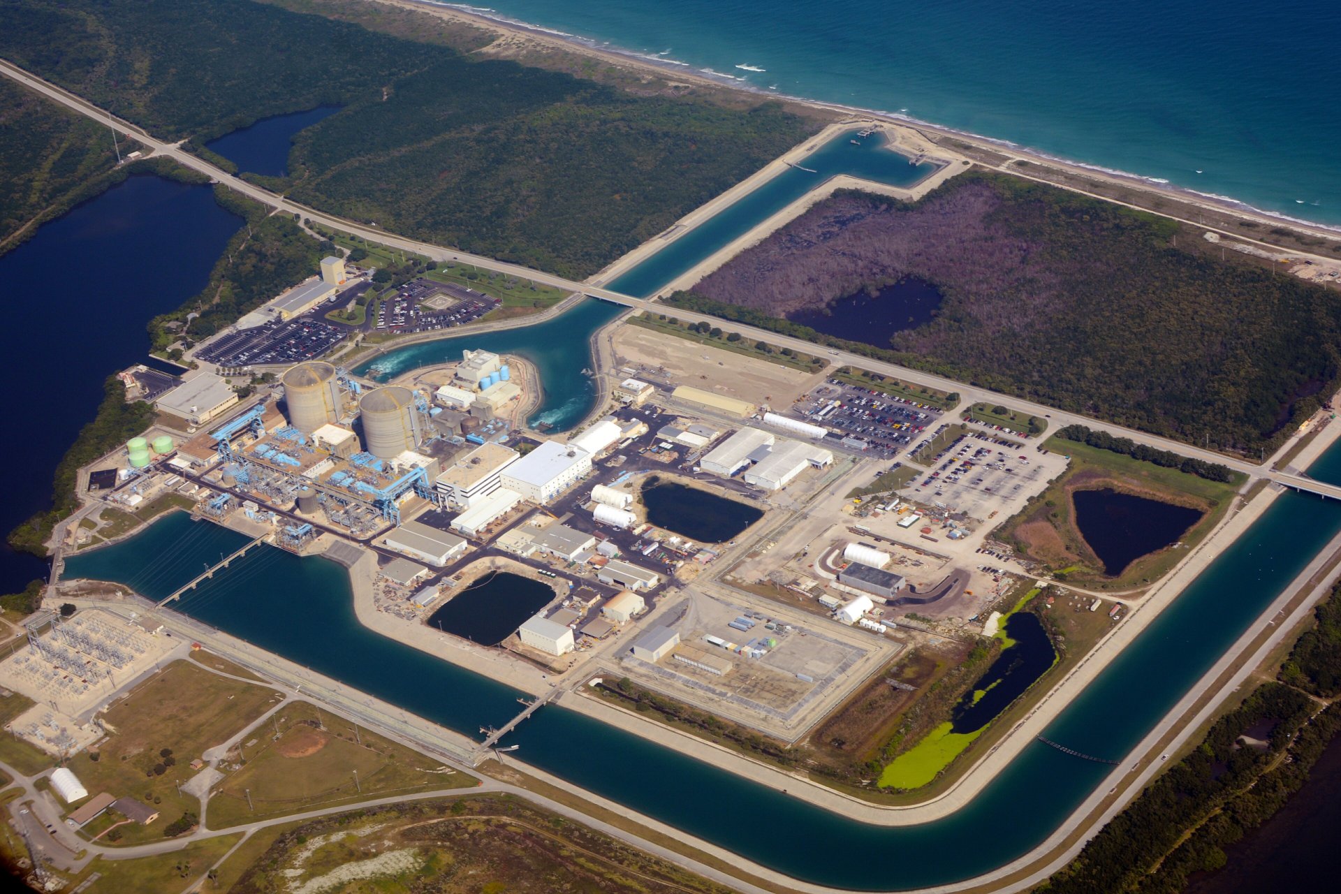 Click to view full size image
==============
St. Lucie Nuclear Power Plant by Don Ramey Logan
Keywords: Saint Lucie St. Lucie Nuclear Power Plant by Don Ramey Logan
Keywords: Saint Lucie