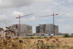 bradwell_bradwell_nuclear_power_station_uk_2013_b.jpg