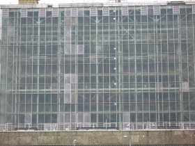 bradwell_bradwell_powerstation_north_side_closeup_panoramio.jpg