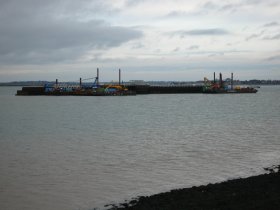 bradwell_bradwell_powerstation_outflow_baffle_panoramio.jpg