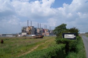 chapelcross_chapelcross_nuclear_power_station_after_cooling_tower_demolition_geo.jpg