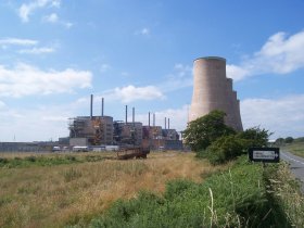 chapelcross_chapelcross_nuclear_power_station_geograph_org_uk_3848531.jpg