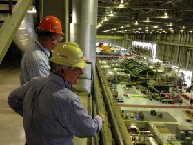 darlington_nrc_chairman_visits_darlington_nuclear_plant_in_canada_22724949299.jpg