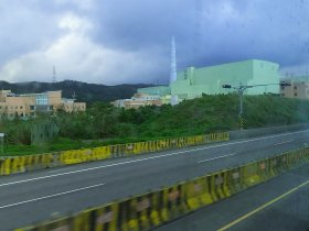denuke_longmen_nuclear_power_plant_panoramio.jpg