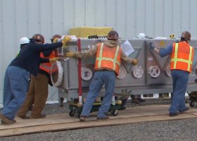 hanford_glove_boxes_at_the_hanford_site_7487799876.jpg