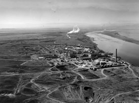 hanford_hanford_n_reactor.jpg