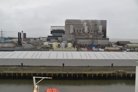 heysham_heysham_power_station_geograph_org_uk_8009336.jpg