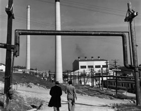 oak_ridge_national_lab_ornl_x_10_exterior_view_of_graphite_reactor_oak_ridge_897_2.jpg