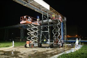 paducah_crane_work_at_the_paducah_site_7487791708.jpg