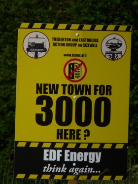 sizewell_protest_sign_sizewell_c_proposed_residential_area_geograph_org_uk_39972.jpg