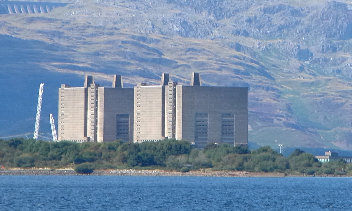 Trawsfynydd Nuclear Power Plant-2-Kopie
Keywords: Trawsfynydd