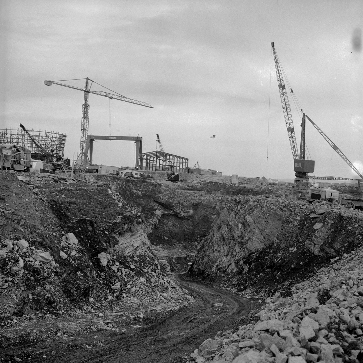 Construction of the Wylfa Atomic Power Station
Keywords: Wylfa