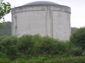 Monts D'Arree reactor dome close up