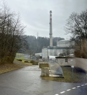 Muehleberg plant seen through bare trees