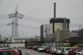 Ringhals reactor building beside pylons
